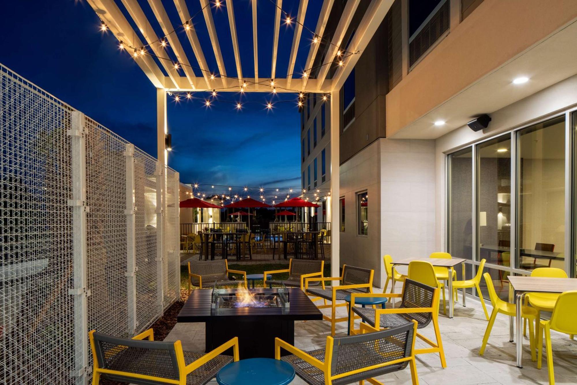 Home2 Suites By Hilton Lake Mary Orlando מראה חיצוני תמונה